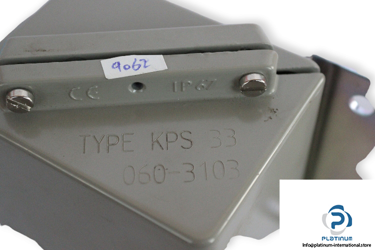 danfoss-KPS33-060-310366-pressure-switch-(new)-1