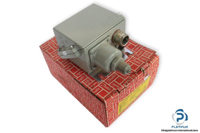 danfoss-KPS33-060-310366-pressure-switch-(new)