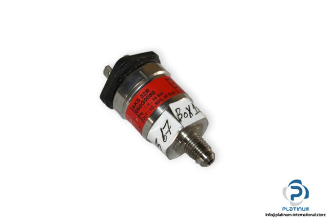 danfoss-AKS-32R-060G0090-pressure-transmitter-used