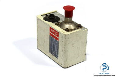 Danfoss-KP-1-pressure-switch