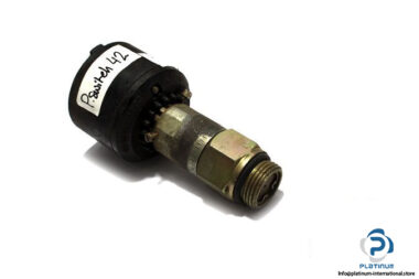 ddr-orsta-05-CO-1-TGL-10952-pressure-switch