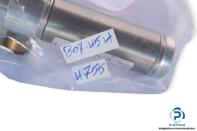 destaco-812-UM-pneumatic-clamp-(used)-2