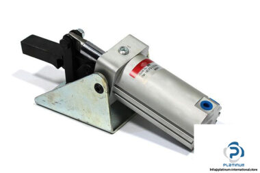 destaco-846-pneumatic-hold-down-clamp