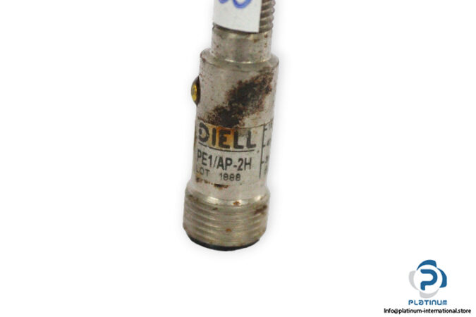 diell-PE1_AP-2H-proximity-switch-sensor-(used)-1