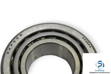 dkfddr-32207-A-tapered-roller-bearing-1