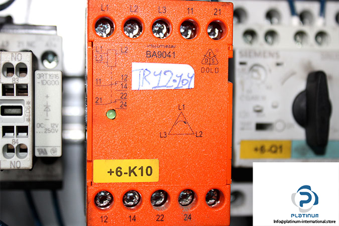 dold-BA9041-phase-sequence-relay-(used)-1