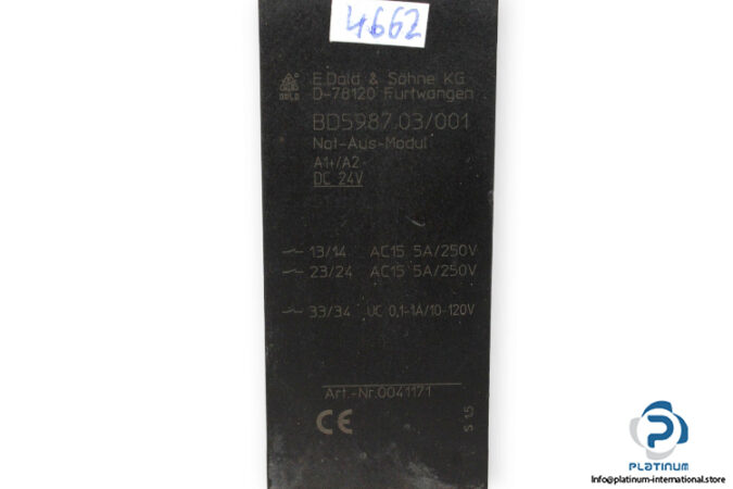 dold-BD5987.03_001-safety-gate-relay-(used)-3