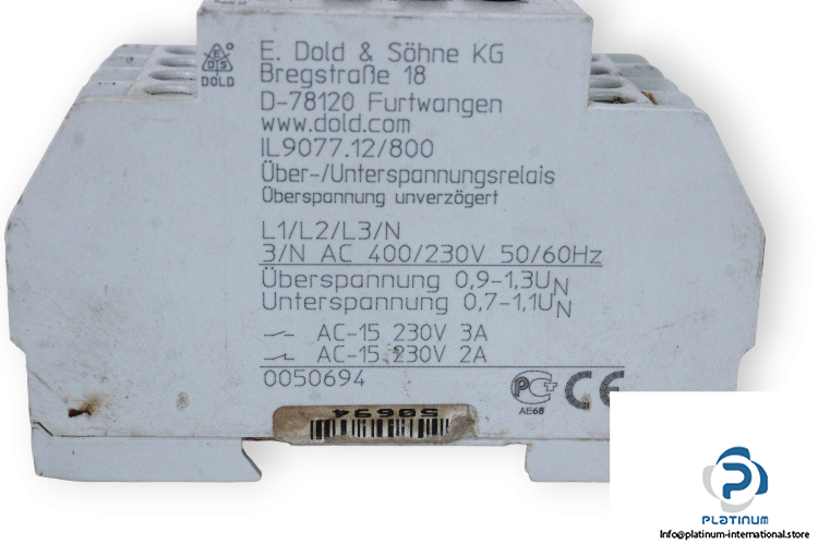 dold-IL9077-over-and-undervoltage-relay-(used)-1