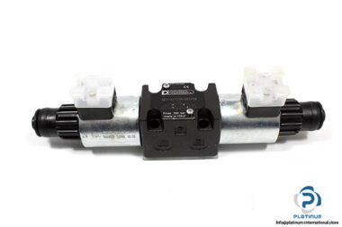 DUPLOMATIC-DS3-S111N-D00CM-43-WAY-DIRECTIONAL-CONTROL-VALVE-3_675x450.jpg