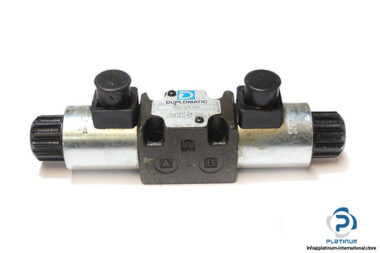 duplomatic-DS3-S3_10N-solenoid-operated-directional-control-valve