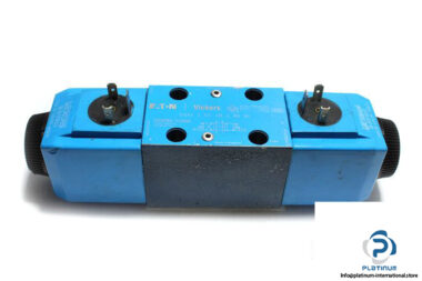 eaton-dg4v-3-6c-vm-u-b6-60-directional-control-valve-2