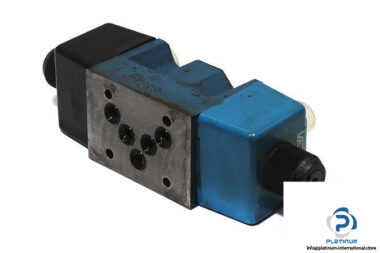 eaton-dg4v-5-6c-vm-u-a6-20-solenoid-operated-directional-valve-1