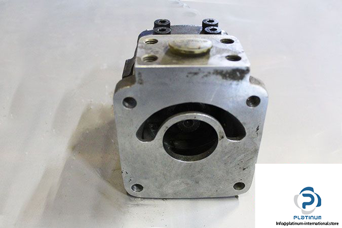 eckerle-iph-_2-_3-5-2-hydraulic-gear-pump-1