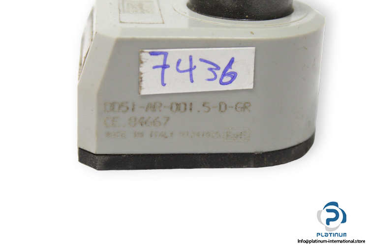 elesa-DD51-AR-001.5-D-GR-mechanical-position-indicators-counter-(used)-1