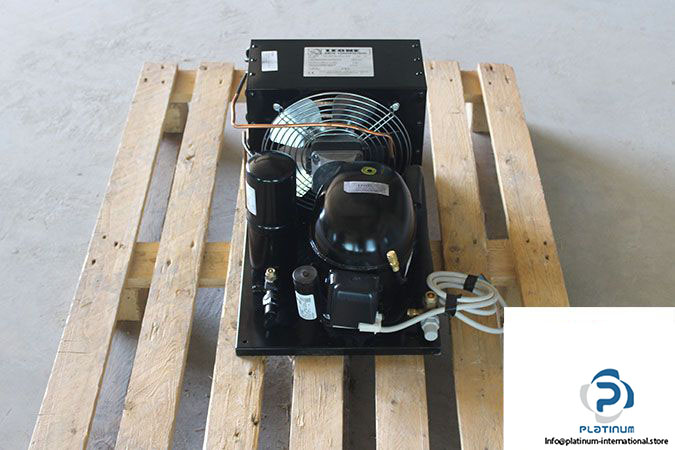 embraco-neu6187z-compressor-and-suction-accumulator-1