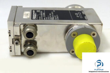 Endress-Hauser-33A-Promag-Measuring-Transmitter_675x450.jpg