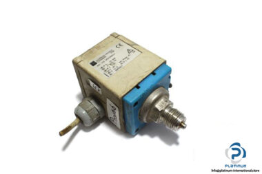 endress-hauser-PMC-133-1M1F2A6A1V-pressure-switch