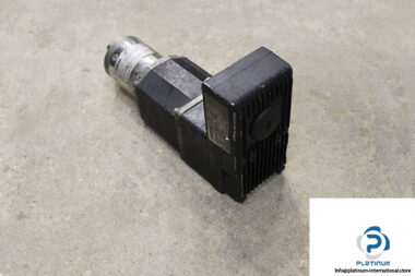 esitron-esimot6_1-320-01-brushless-servo-motor-1