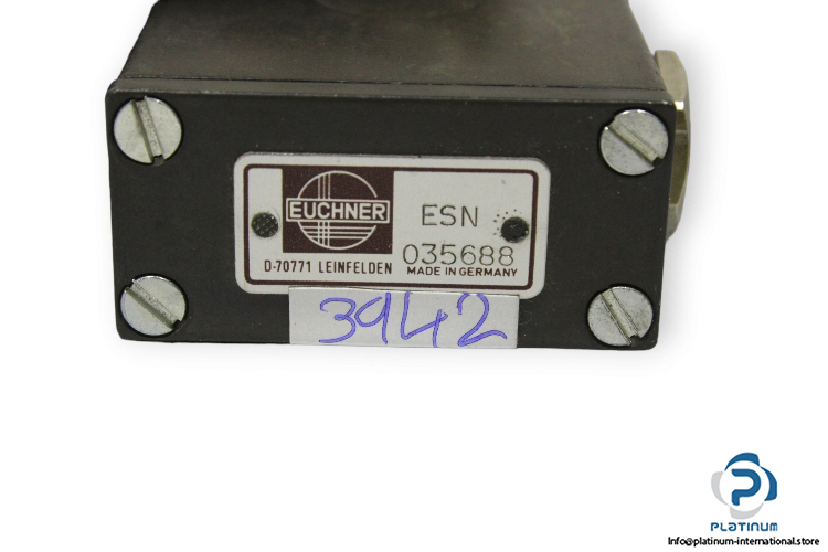 euchner-ESN-inductive-sensor-new-2