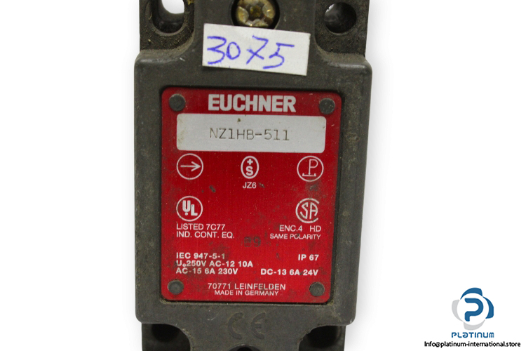 euchner-NZ1HB-511-safety-switch-(used)-1