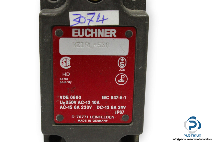 euchner-NZ1RL-538-safety-switch-(used)-1