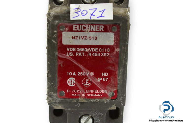 euchner-NZ1VZ-518-safety-switch-(used)-1