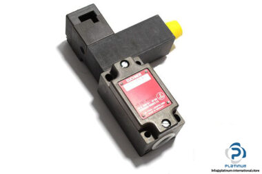 euchner-NZ1VZ-518-D1_VSM07-safety-switch-with-separate-‎actuator