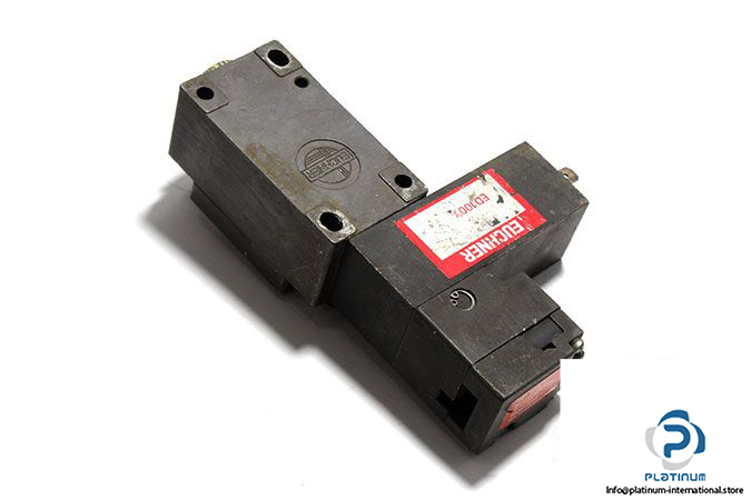 euchner-nz1vz-528-a1_vse04-l060-safety-switch-with-%e2%80%8eseparate-actuator-1