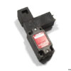 euchner-NZ1VZ-528-D1_VSM04-safety-switch-with-separate-‎actuator