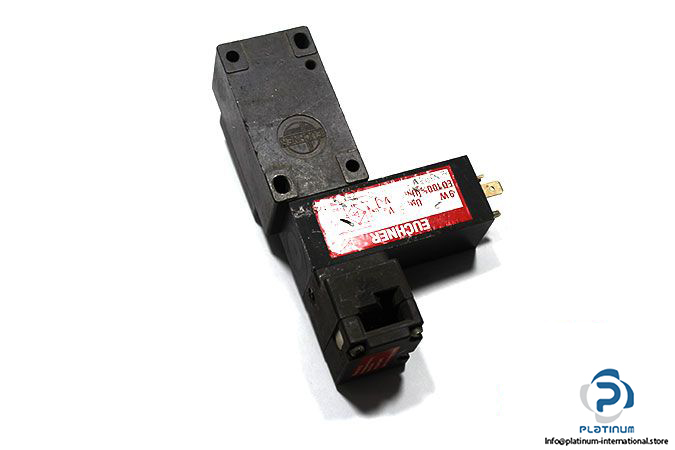 euchner-nz1vz-538-d1_vsm07-safety-switch-with-separate-%e2%80%8eactuator-1