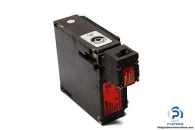 euchner-tz2re024mvab-safety-switch-1