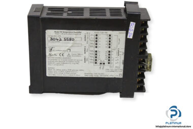 eurotherm-3042-5580-temperature-controller-1