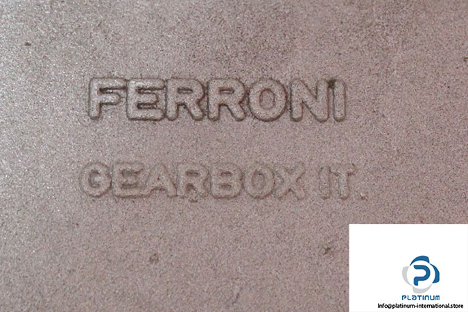 ferroni-gearbox-it-right-angle-gearbox-2