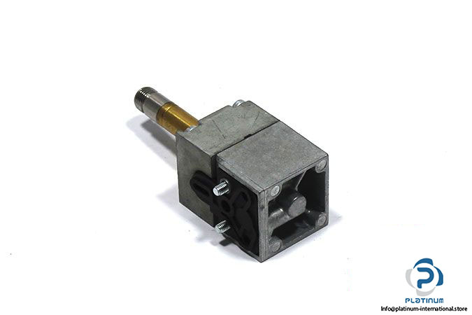 festo-11995-single-solenoid-valve-1