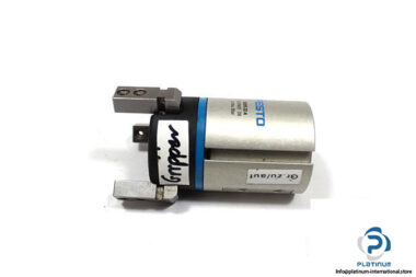 FESTO-1259493-THREE-POINT-GRIPPER-ACTUATOR3_675x450.jpg