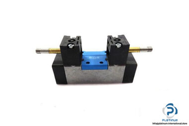 FESTO-150982-SOLENOID-VALVE-SUBPLATE-3_675x450.jpg