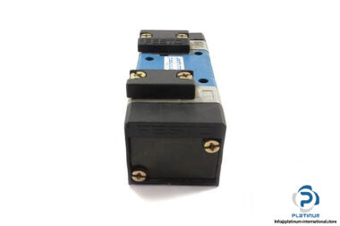 FESTO-151011-PNEUMATIC-VALVE-SUBPLATE-3_675x450.jpg