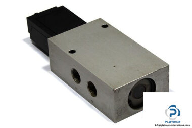 festo-151695-single-solenoid-valve-1