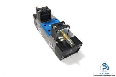 FESTO-159693-SOLENOID-VALVE-SUBPLATE-3_675x450.jpg