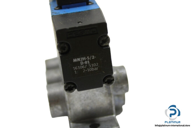 festo-161067-air-solenoid-valve-with-plate-1