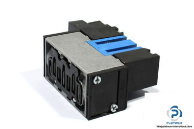 festo-184493-single-solenoid-valve-1