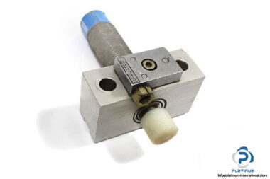 Festo-34574-shock-absorber-with-mounting-flange