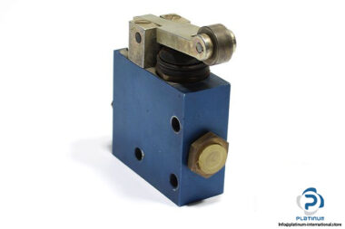 festo-3633-one-way-flow-control-valve