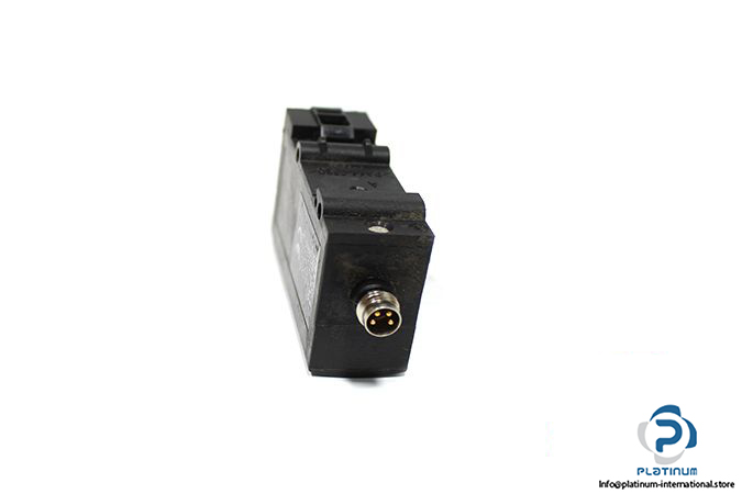 festo-540196-pressure-sensor-2