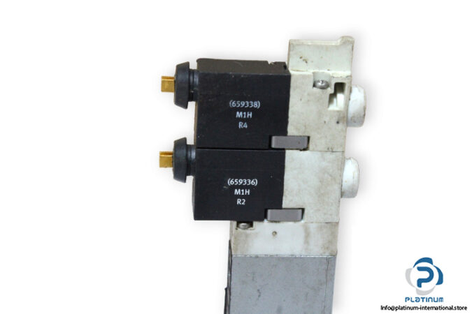 festo-661091-double-solenoid-valve-used-4