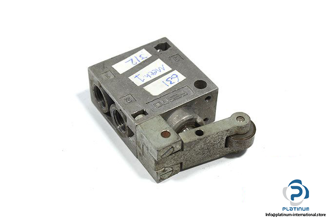 festo-8991-roller-lever-valve-1