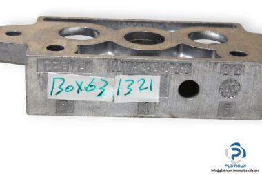 festo-VDMA24345-D-1-valve-base-used-2