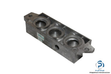 festo-VDMA24345-D-3-valve-base-used