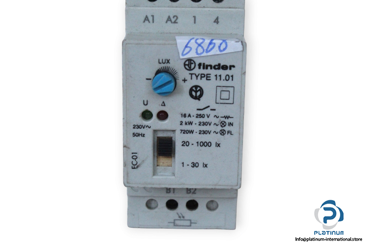 finder-11.01-modular-light-dependent-relay-(used)-1