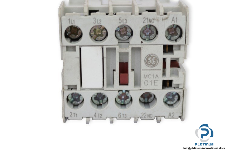 general-electric-MC1A301AT-contactor-(Used)-1
